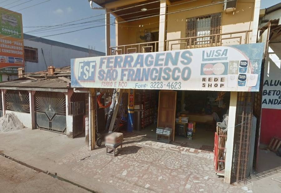 Fachada da Ferragens São Francisco em 2012